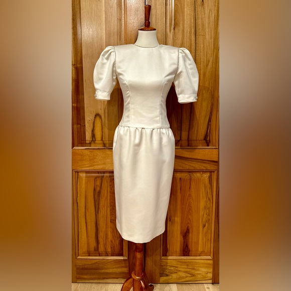 A.J. Bari - VTG 80s Structured White Satin Formal Dress/Crystal Trim - EUC 4 - Picture 3 of 17